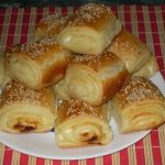 mini-pateuri-cu-branza-si-susan