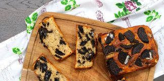 reteta banana bread cu biscuiti oreo