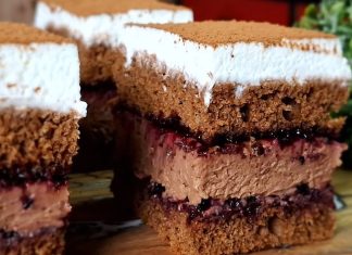 Prajitura delicioasa cu umplutura suculenta, din ingrediente simple