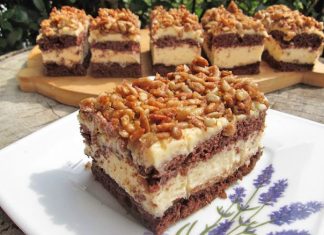 Prajitura cu crema fina si topping crocant de seminte de floarea-soarelui