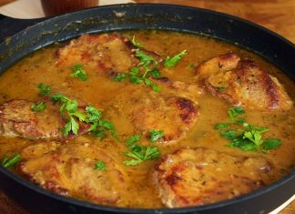 Friptura de porc in sos aromat – gust bogat si fragezime care te cucereste