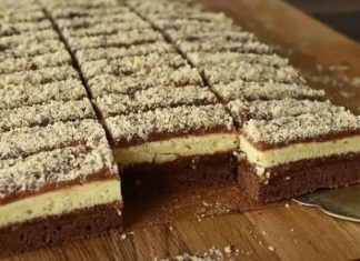 Prajitura Vis de Ciocolata – desertul cu crema fina care se topeste in gura