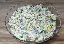 Salata Magica cu Ciuperci – Cremoasa, Fresh si Gata in 15 Minute! 🍄💛