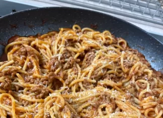 Spaghete Bolognese Ultra-Cremose: Reteta cu ingredientul „magic” pe care putini il folosesc