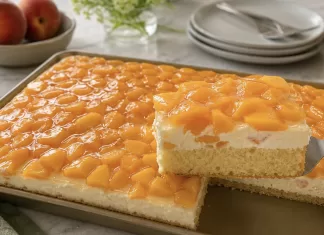 Prajitura Racoritoare cu Piersici si Crema Fina